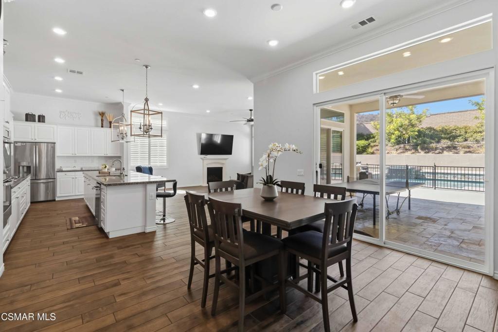 585 Comet Avenue Property Photo 15