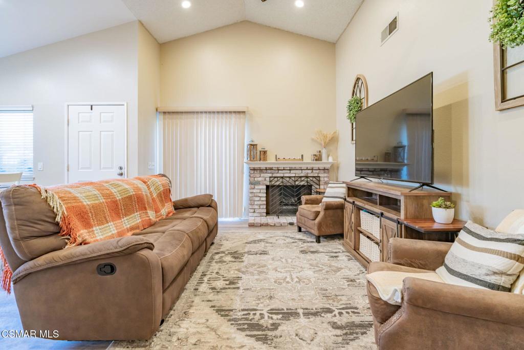 12976 E Mesa Verde Drive Property Photo 14