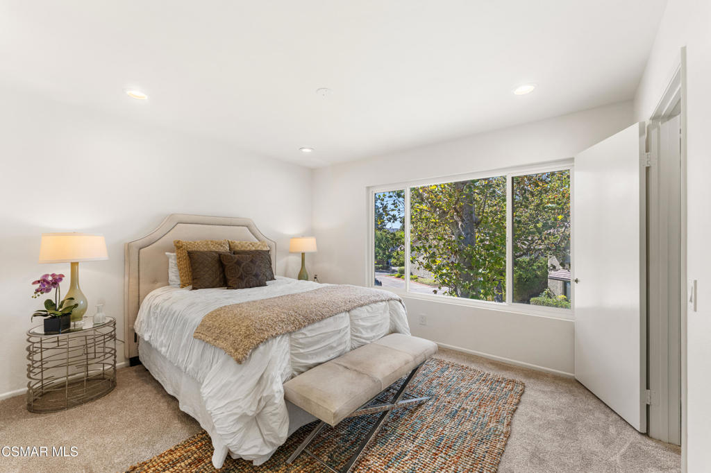 476 Serento Circle Property Photo 17