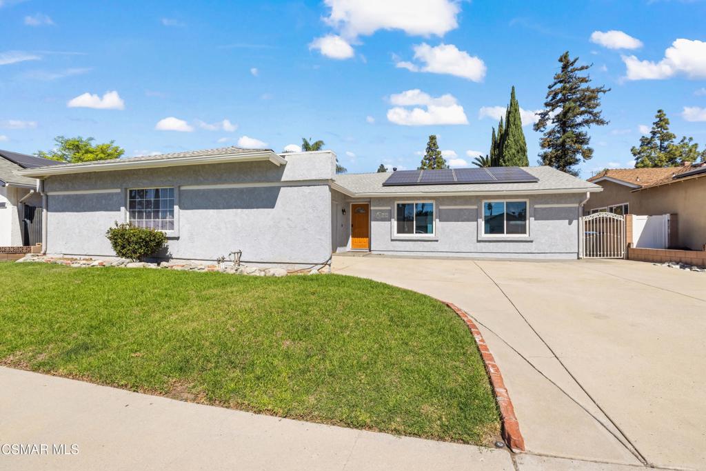 2481 E Alden Street Property Photo 3