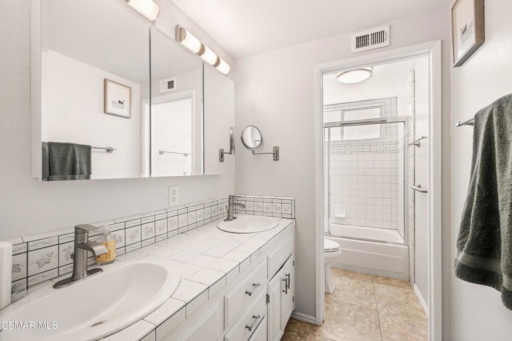 2481 E Alden Street Property Photo 19