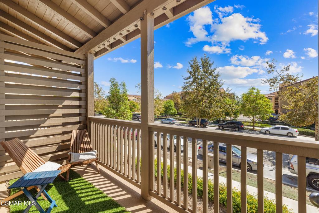 391 Townsite Promenade Property Photo 8