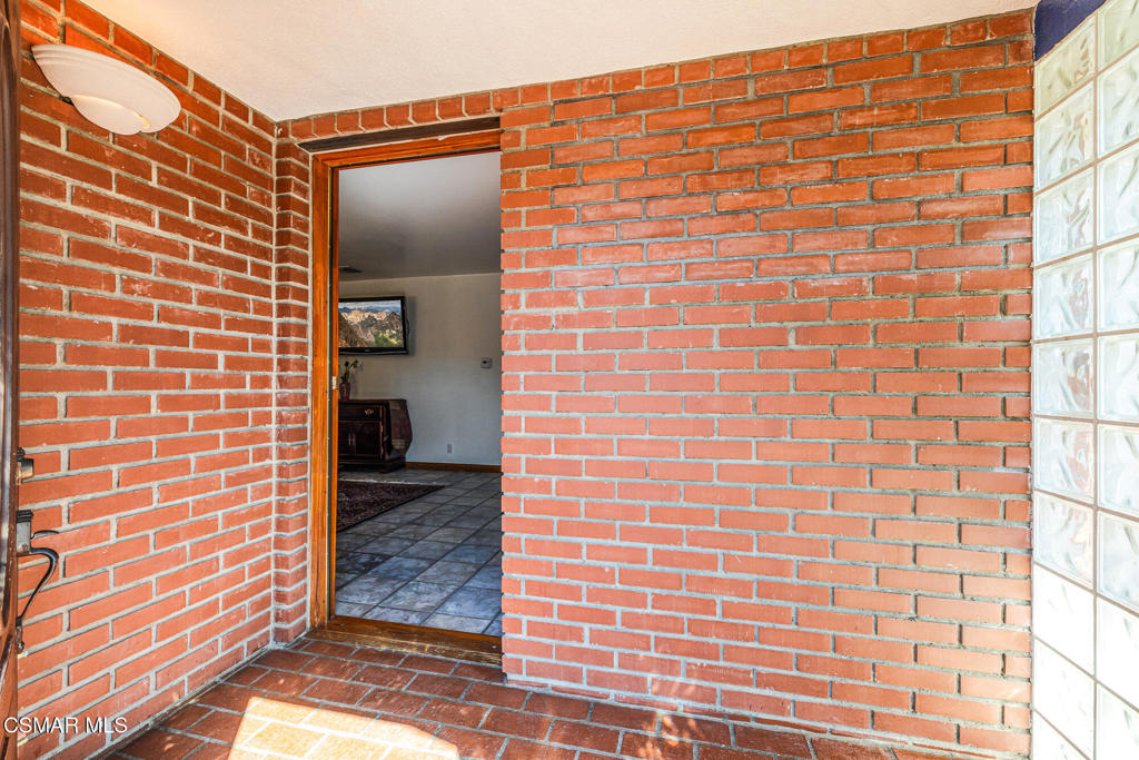 6434 Ponce Avenue Property Photo 10