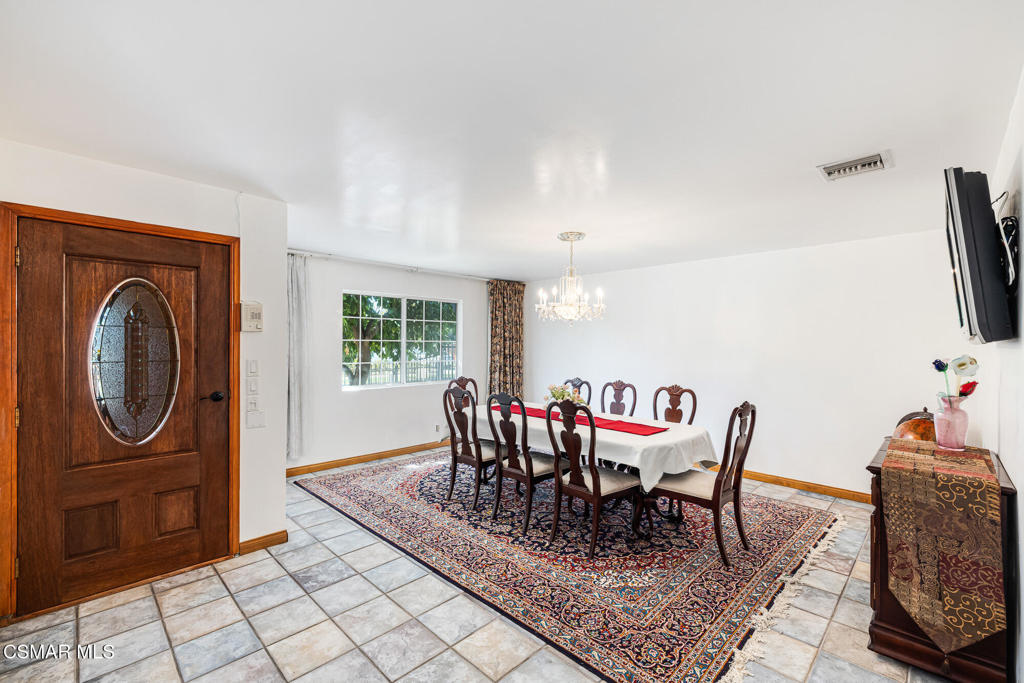6434 Ponce Avenue Property Photo 12