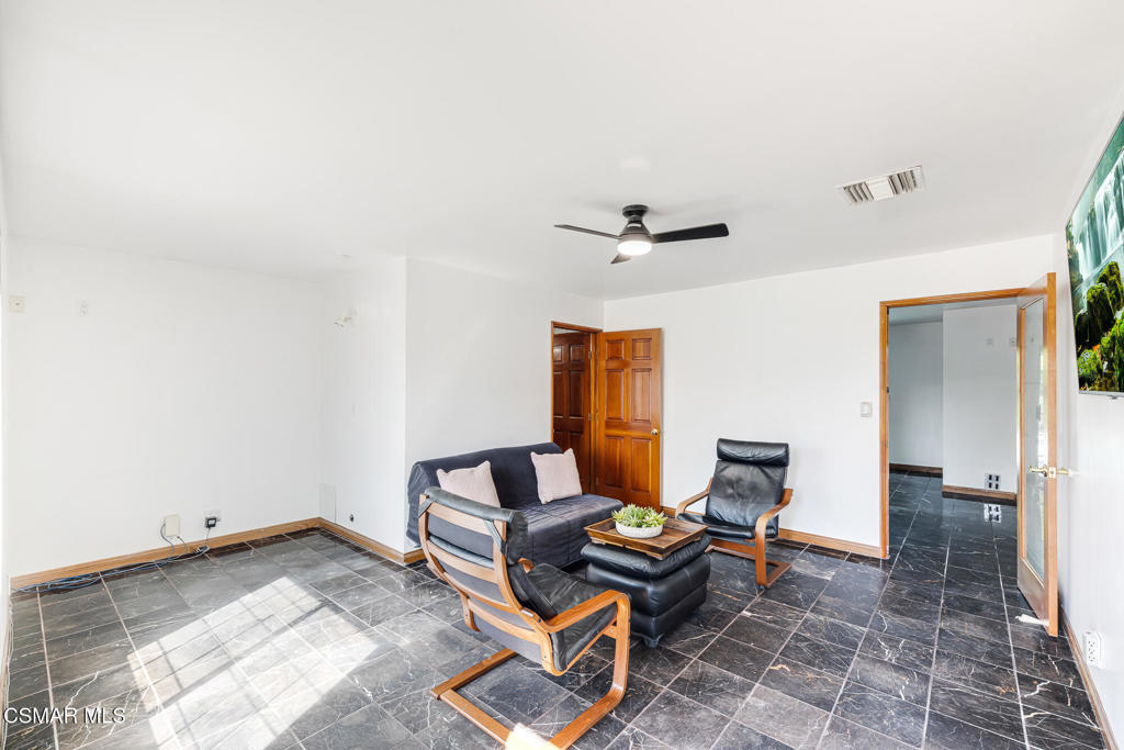 6434 Ponce Avenue Property Photo 23