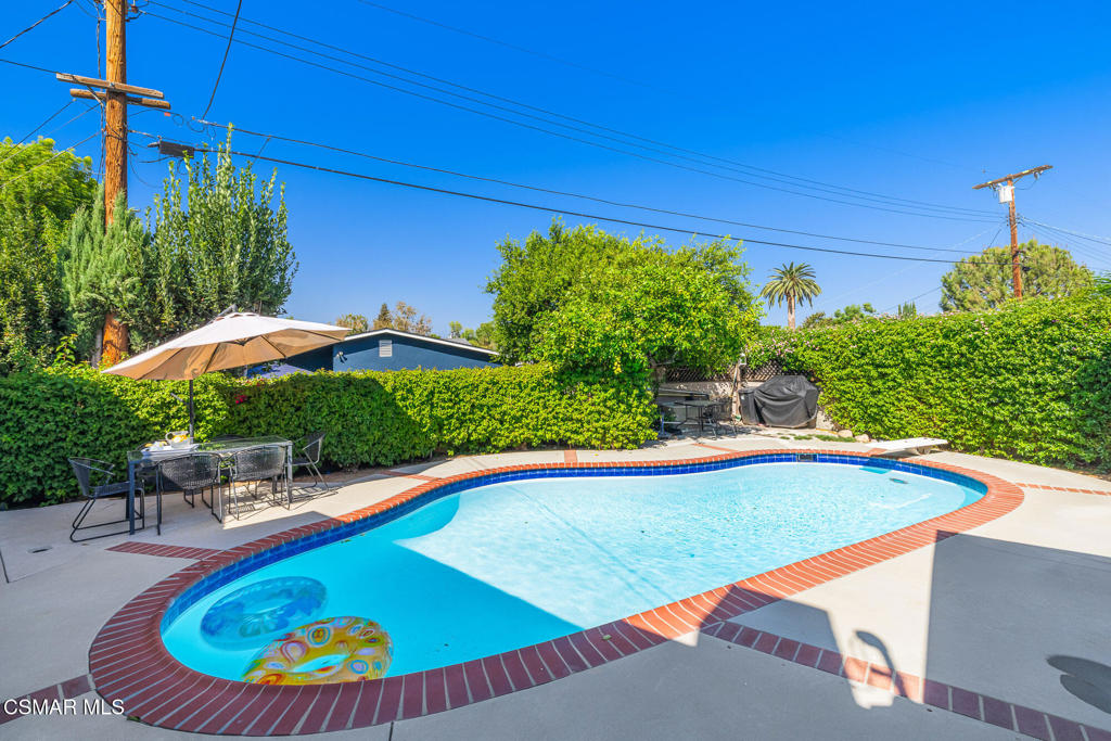 6434 Ponce Avenue Property Photo 42