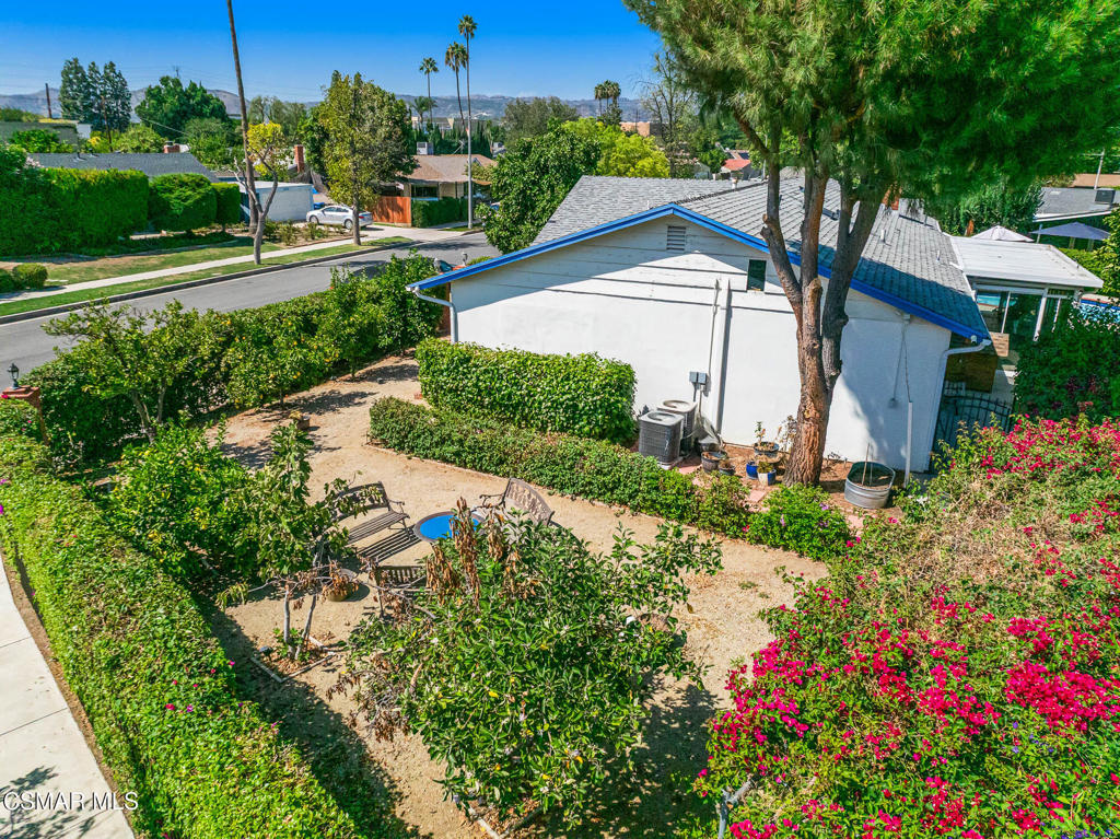 6434 Ponce Avenue Property Photo 61