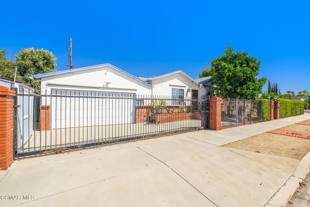 6434 Ponce Avenue Property Photo 62
