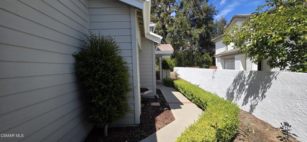5645 Tanner Ridge Avenue Property Photo 2