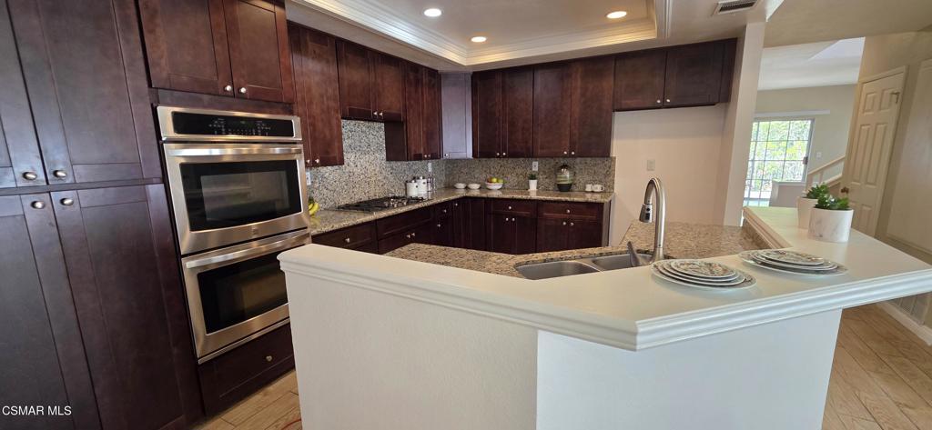 5645 Tanner Ridge Avenue Property Photo 13