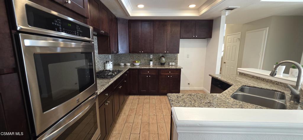 5645 Tanner Ridge Avenue Property Photo 14