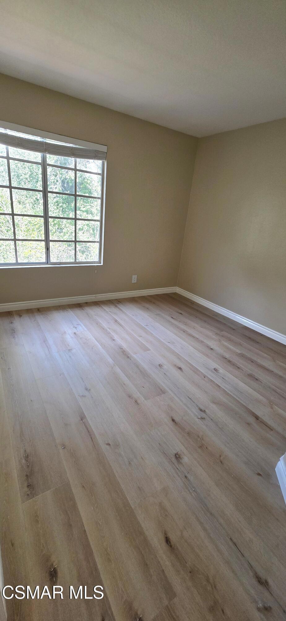 5645 Tanner Ridge Avenue Property Photo 27