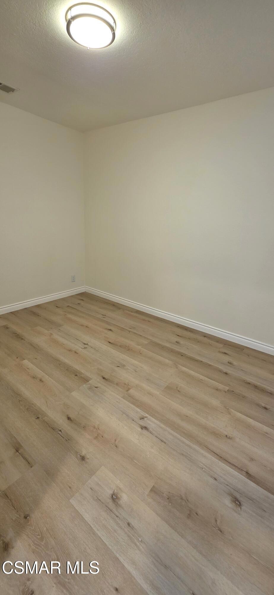 5645 Tanner Ridge Avenue Property Photo 33