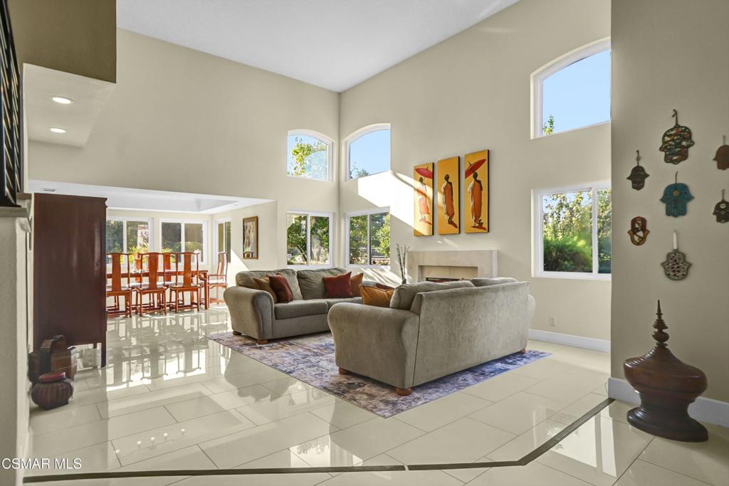 6106 Lake Lindero Drive Property Photo 4