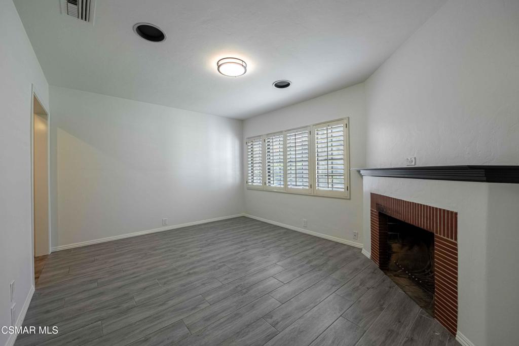 10129 Sarah Street Property Photo 28