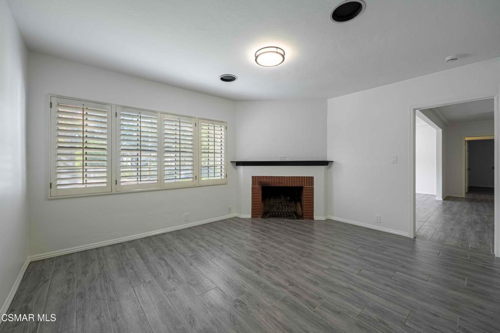 10129 Sarah Street Property Photo 29