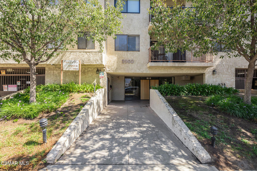 9960 Owensmouth Avenue 7 Property Photo 1