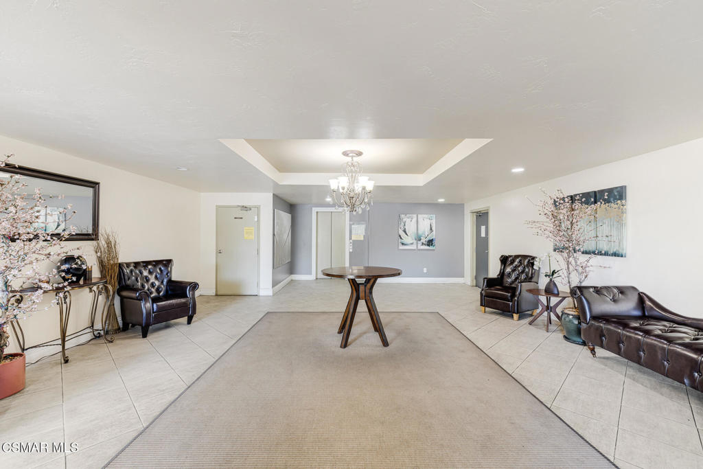 9960 Owensmouth Avenue 7 Property Photo 2