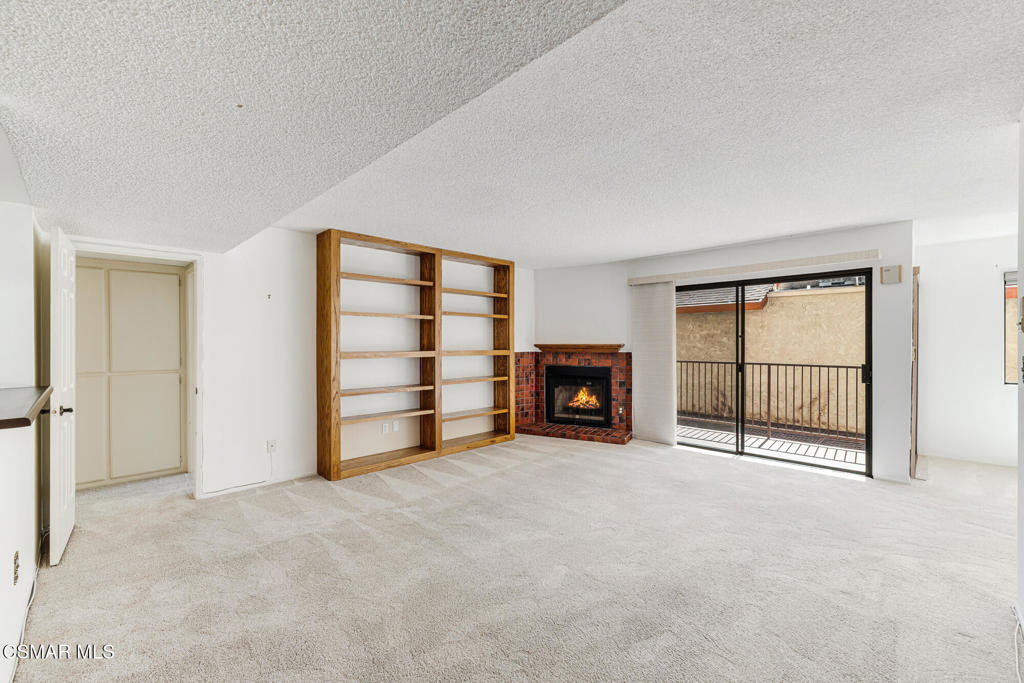 9960 Owensmouth Avenue 7 Property Photo 4