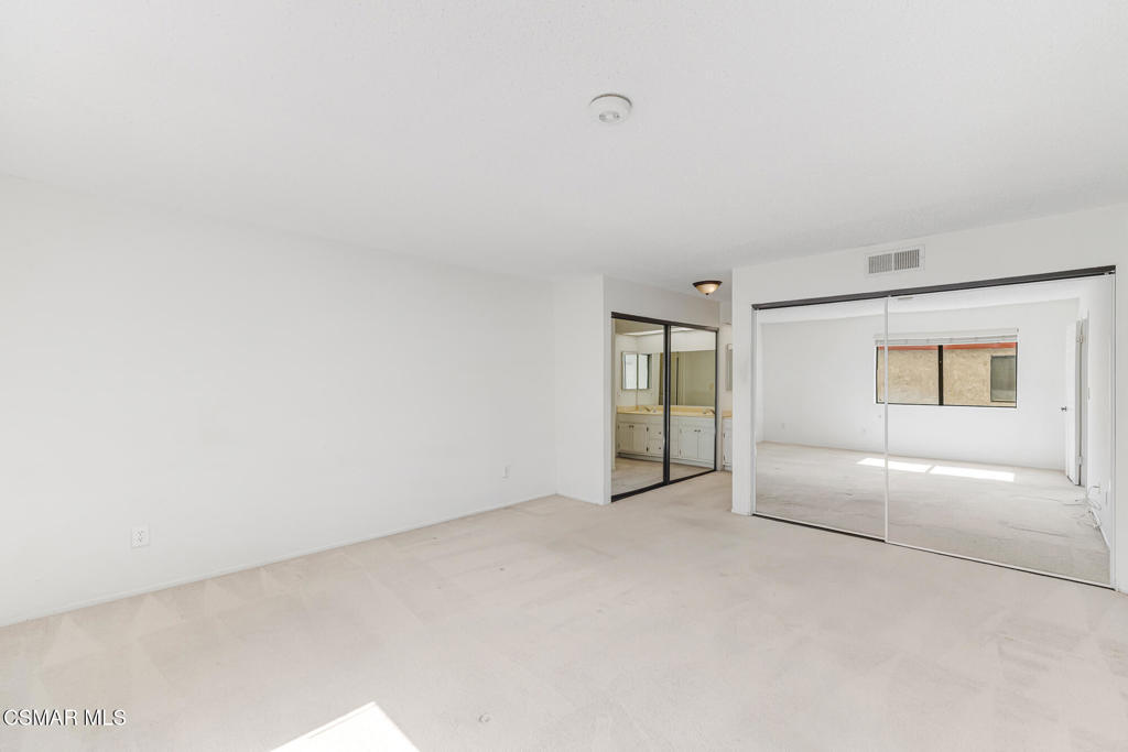 9960 Owensmouth Avenue 7 Property Photo 17