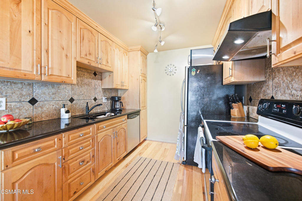 1402 Ramona Drive Property Photo 9