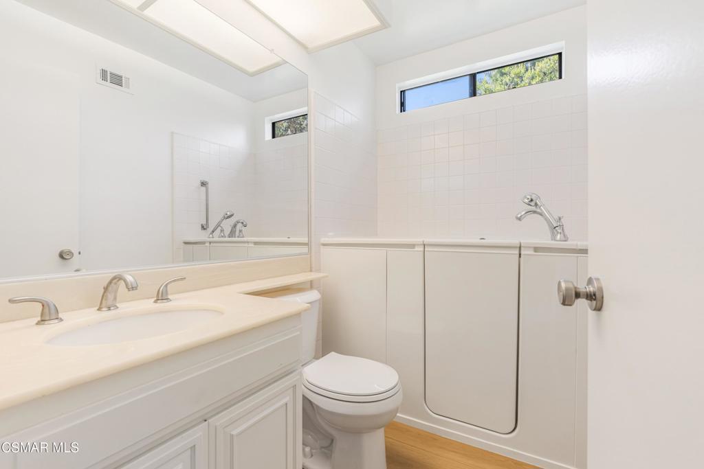 44113 Village 44 Property Photo 12