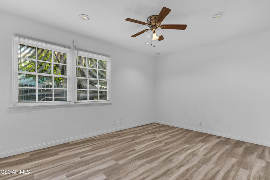 16856 Rinaldi Street Property Photo 13