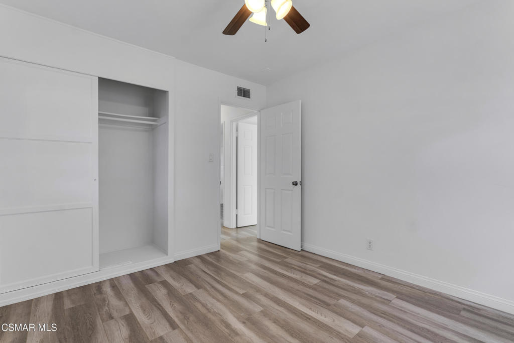 16856 Rinaldi Street Property Photo 20