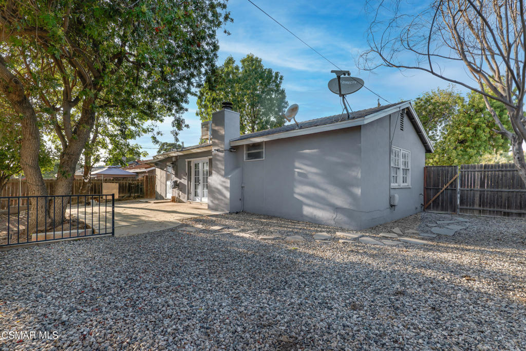 16856 Rinaldi Street Property Photo 23