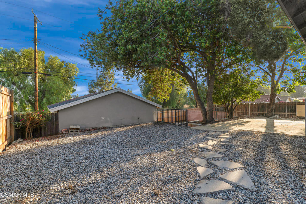 16856 Rinaldi Street Property Photo 24