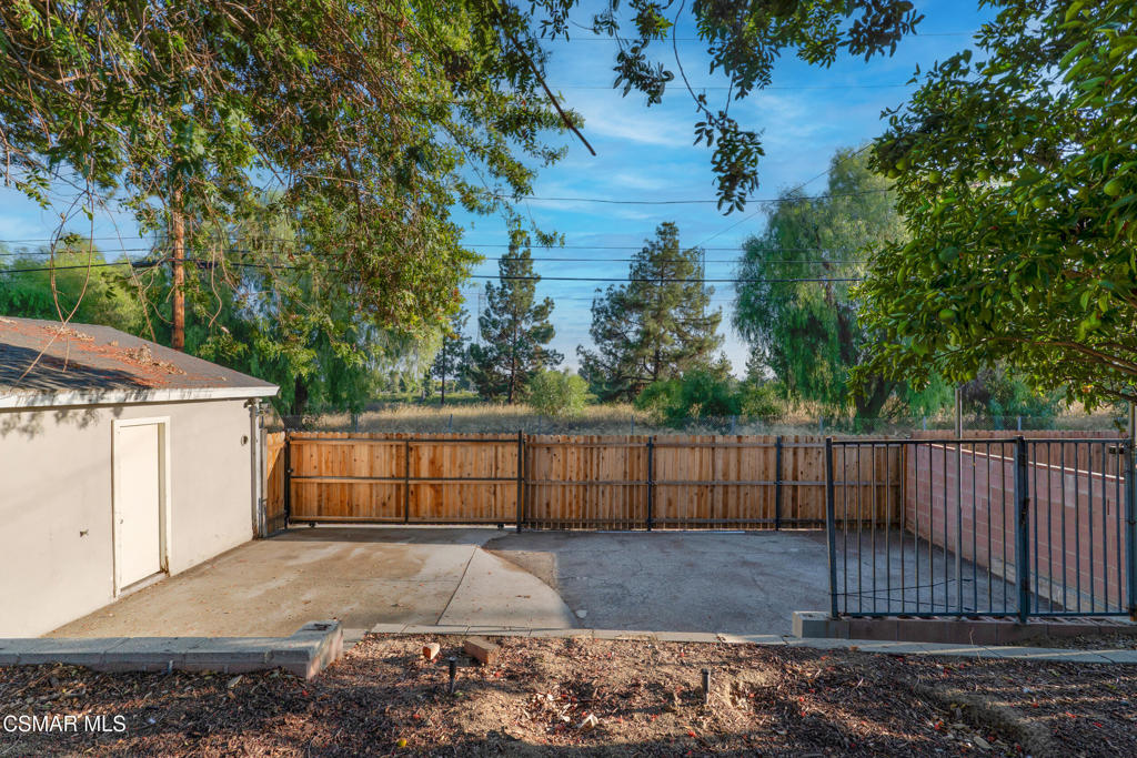 16856 Rinaldi Street Property Photo 25