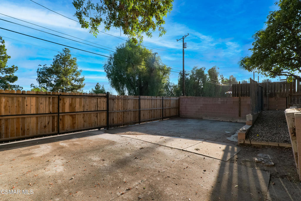 16856 Rinaldi Street Property Photo 28