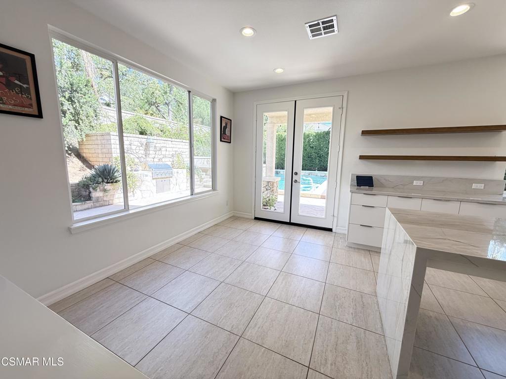 850 Ellesmere Way Property Photo 11