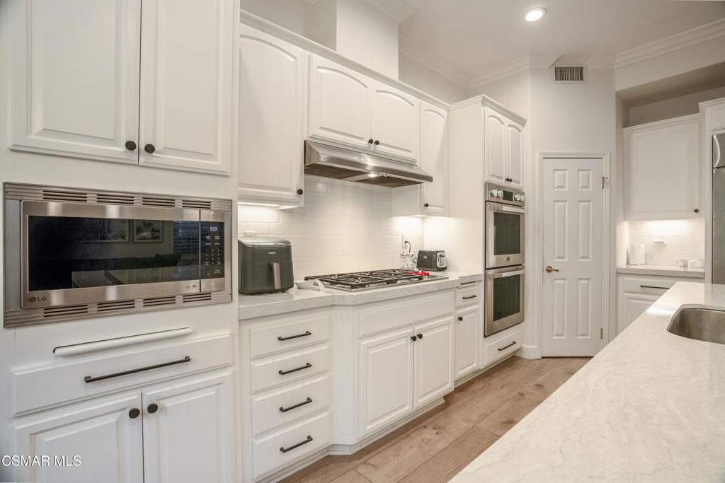 5218 Via Capote Property Photo 12