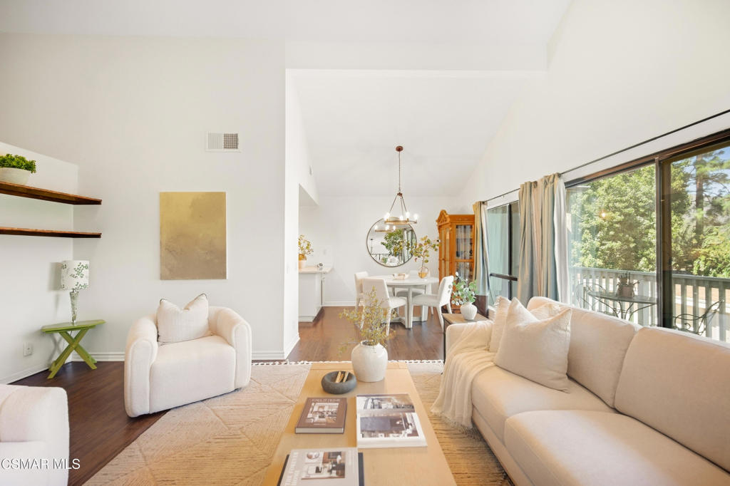 611 Calle Seguro Property Photo 3