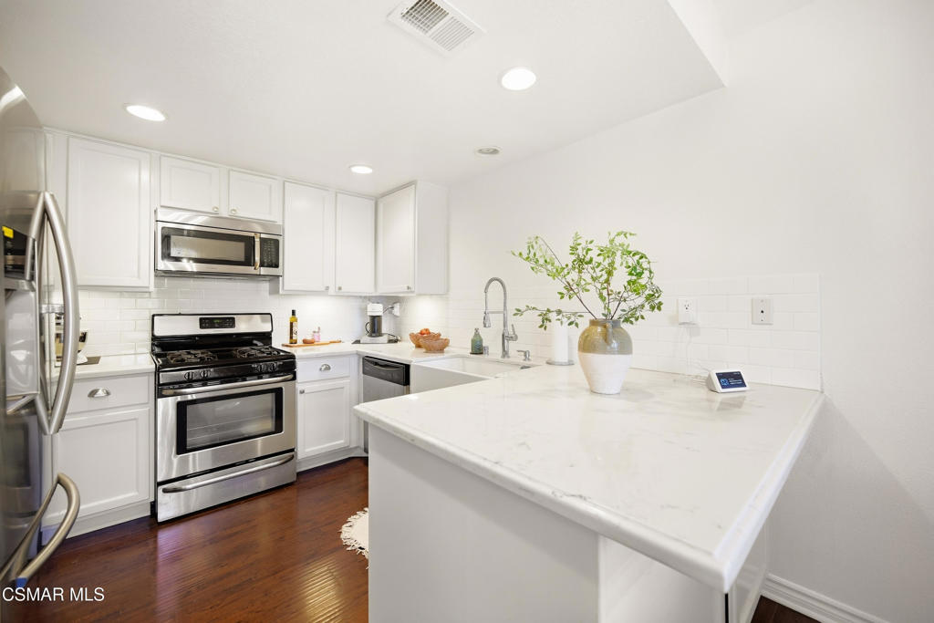 611 Calle Seguro Property Photo 4