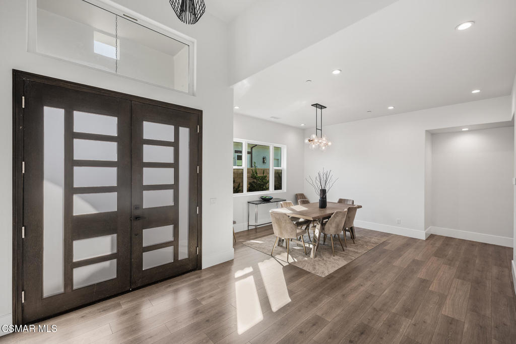 327 Toyon Court Property Photo 10
