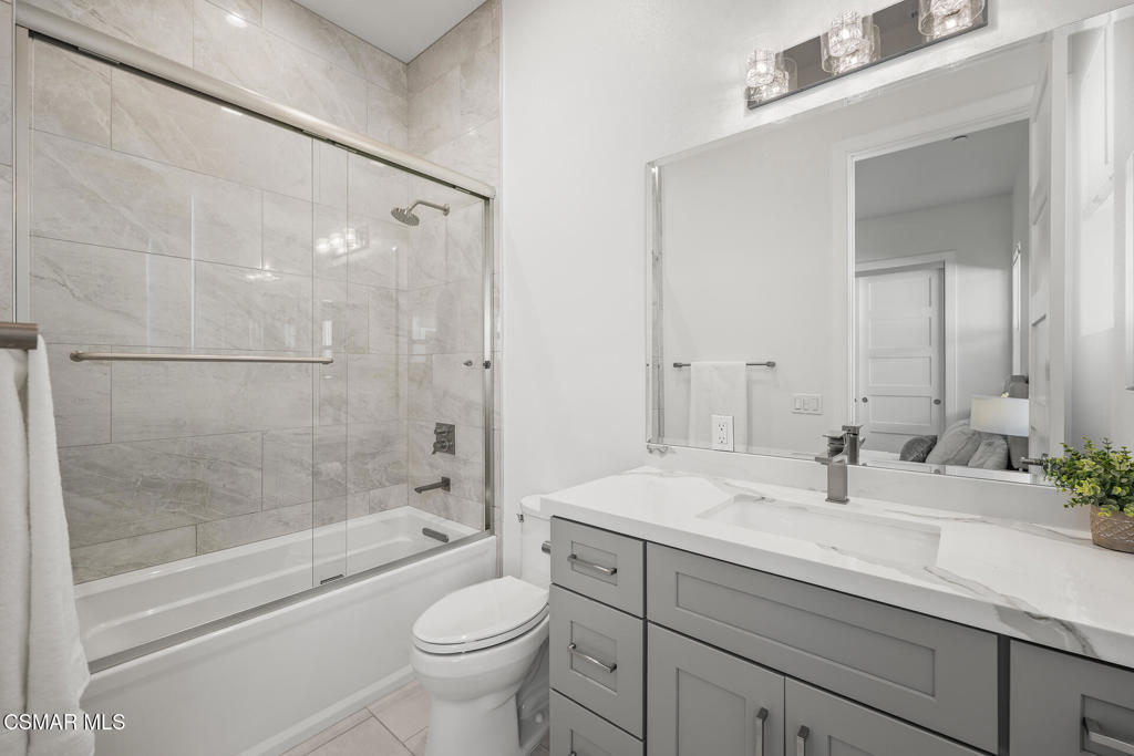 327 Toyon Court Property Photo 25