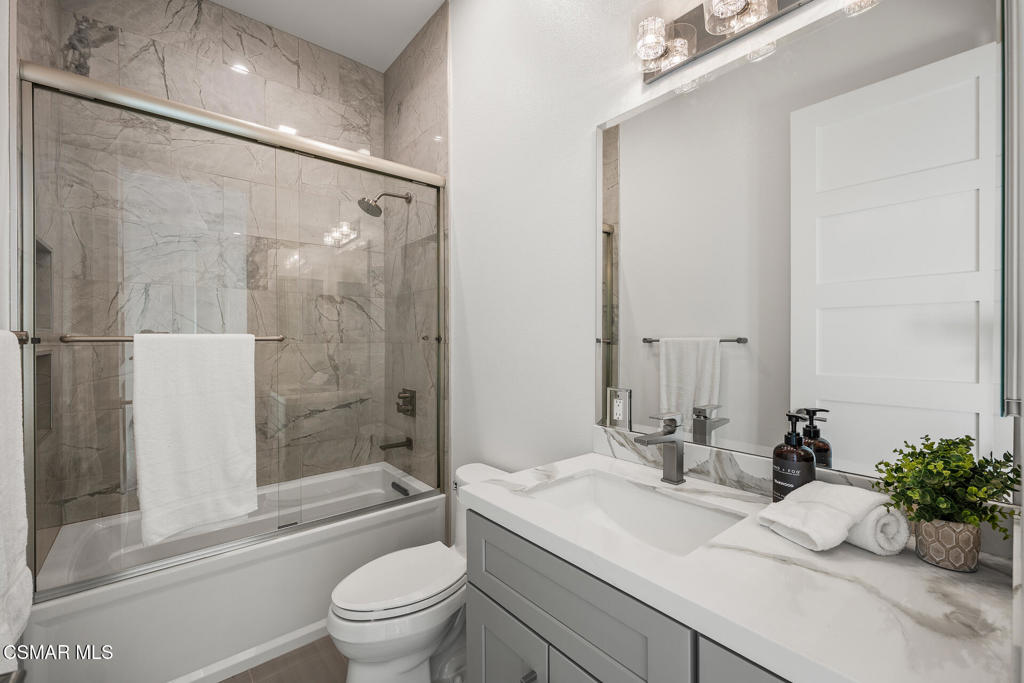 327 Toyon Court Property Photo 45
