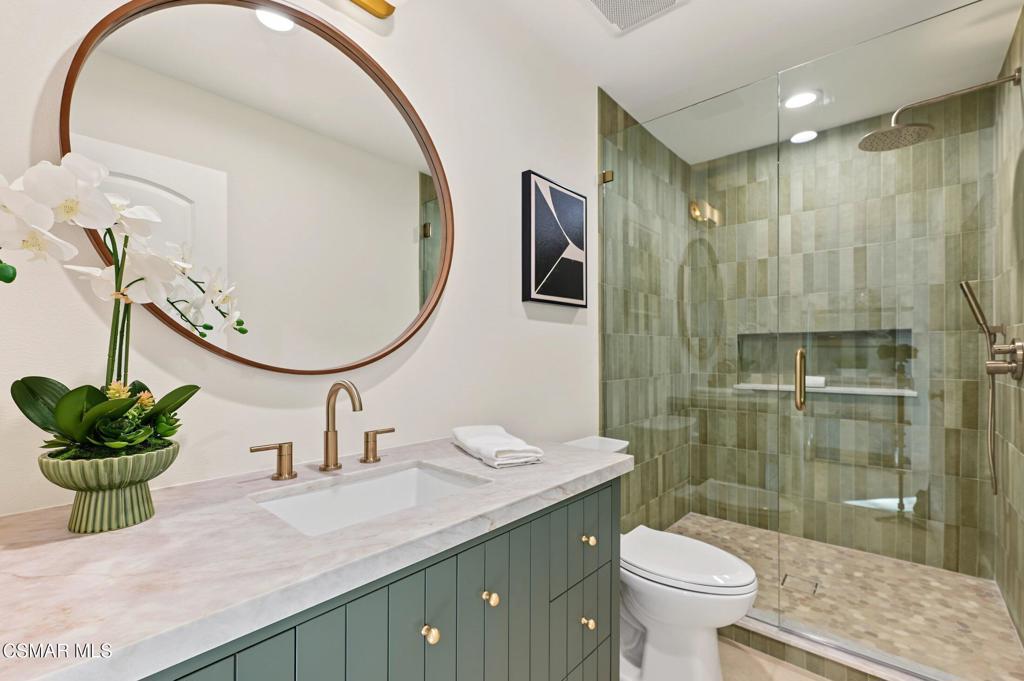 5215 Del Moreno Drive Property Photo 43
