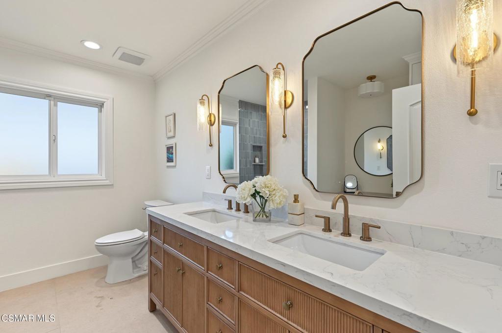 5215 Del Moreno Drive Property Photo 49
