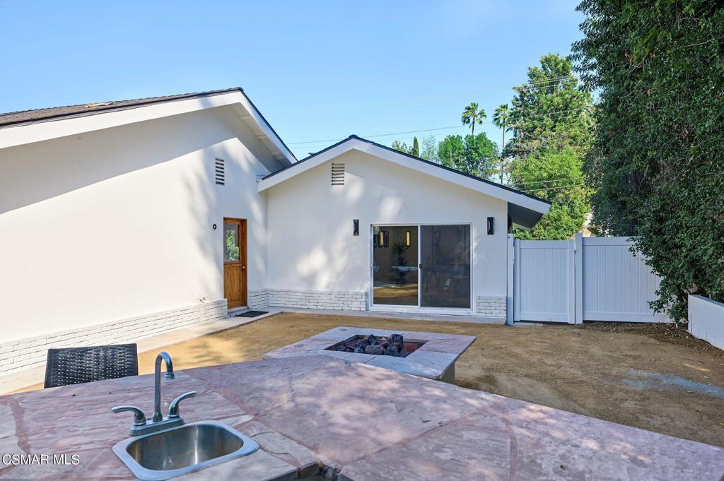 5215 Del Moreno Drive Property Photo 64