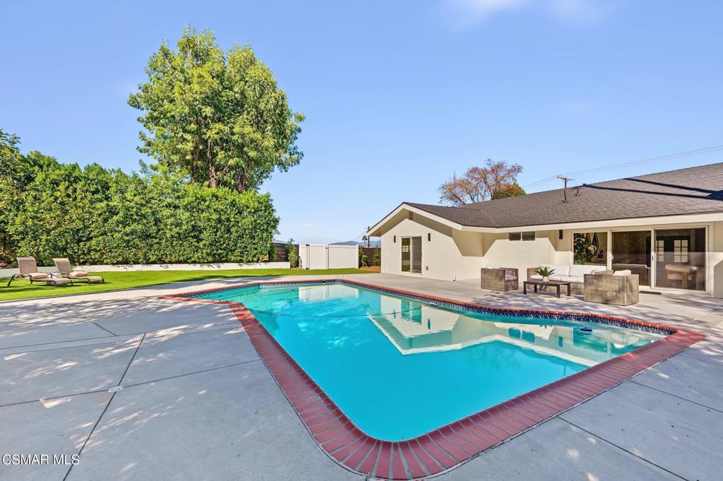5215 Del Moreno Drive Property Photo 67