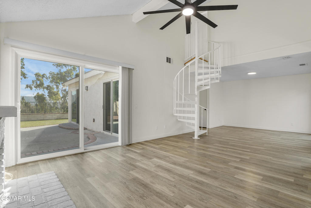 160 Birchwood Street Property Photo 5