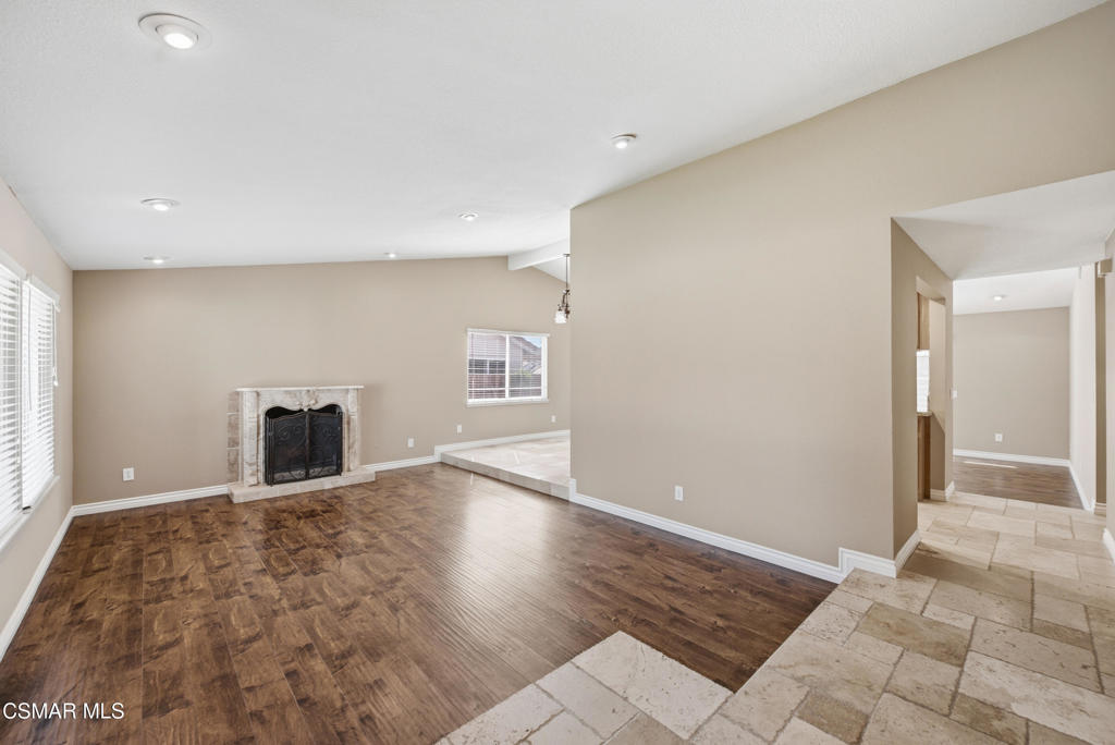 4721 Avedon Road Property Photo 4