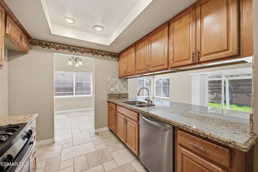 4721 Avedon Road Property Photo 13