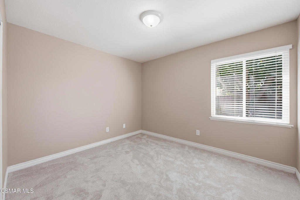 4721 Avedon Road Property Photo 18