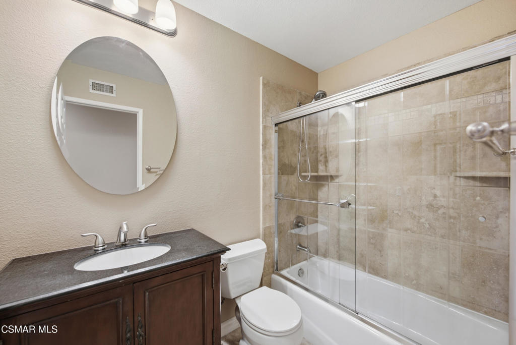 4721 Avedon Road Property Photo 21