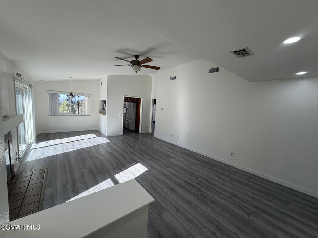 14832 Marquette Street Property Photo 3
