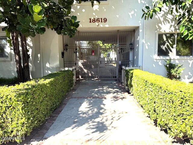 18619 Collins Street F7 Property Photo 16